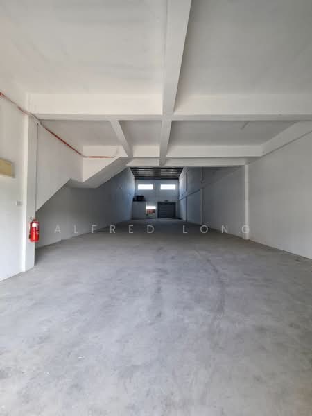 Terrace Factory for Rent in Serdang (Seri Kembangan) - Alfred Long - PropertyGuru.com.my