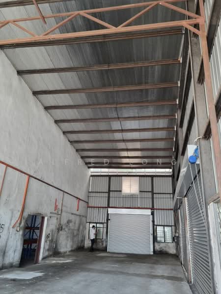 Terrace Factory for Rent in Serdang (Seri Kembangan) - Alfred Long - PropertyGuru.com.my