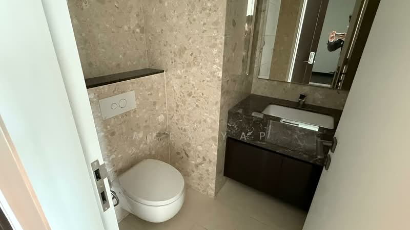 Servis Apartment untuk Disewa di Pavilion Damansara Heights - Alex Yap - Bathroom - PropertyGuru.com.my