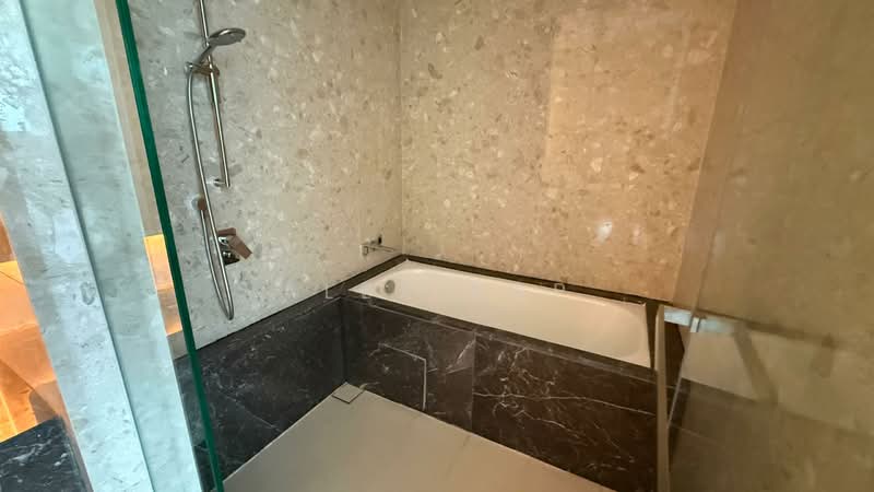 Servis Apartment untuk Disewa di Pavilion Damansara Heights - Alex Yap - Bathroom - PropertyGuru.com.my