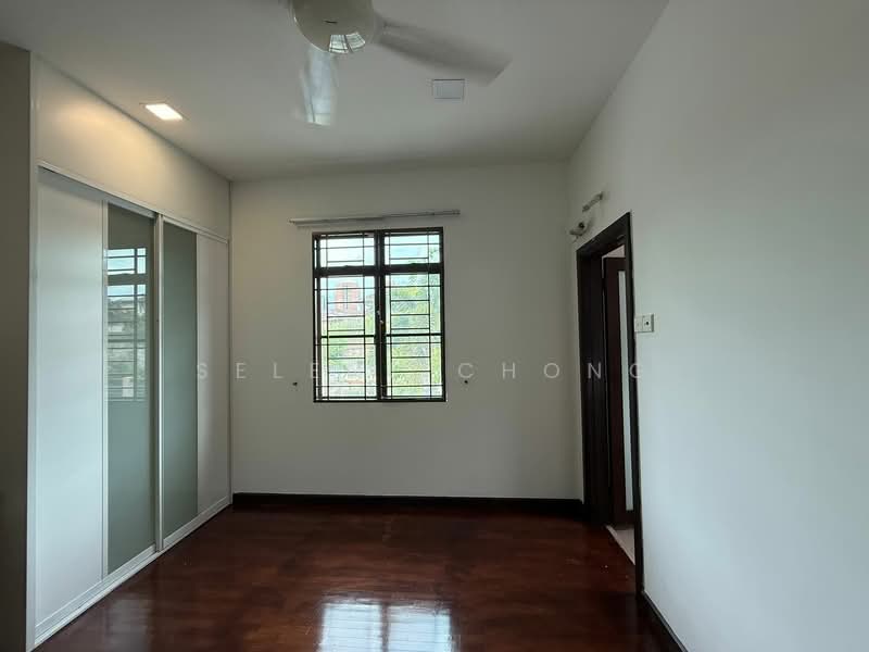 Semi-Detached House for Sale in Bukit Sungai Long (Bandar Sungai Long) - Selene Chong - PropertyGuru.com.my