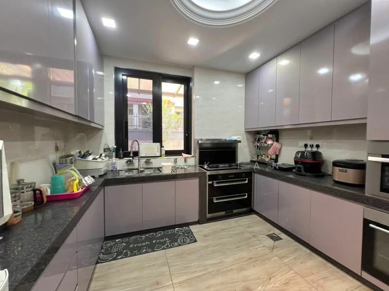 For Sale - Bungalow at Bandar Kinrara Seksyen 9