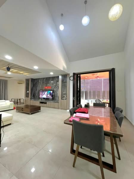 For Sale - Bungalow at Bandar Kinrara Seksyen 9