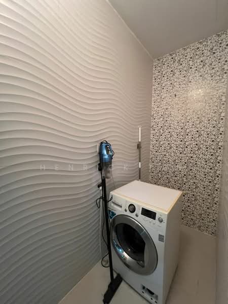 For Sale - Bungalow at Bandar Kinrara Seksyen 9