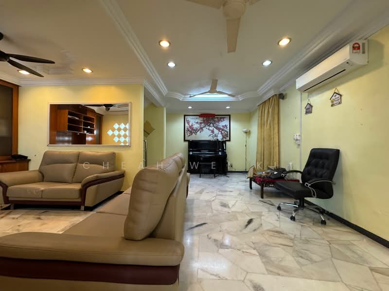 For Rent - 2-storey Terrace House at Usj 1