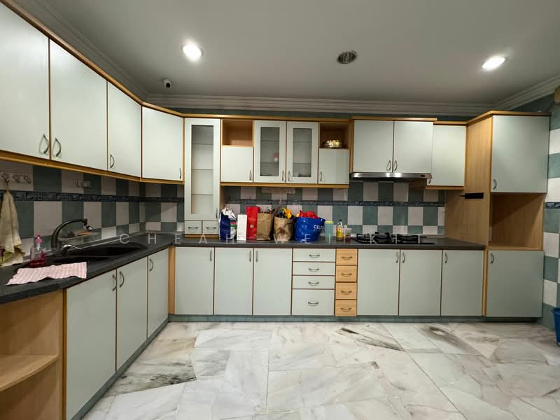 For Rent - 2-storey Terrace House at Usj 1