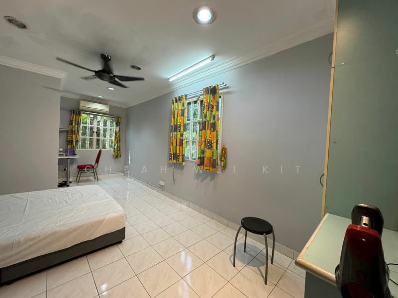 For Rent - 2-storey Terrace House at Usj 1