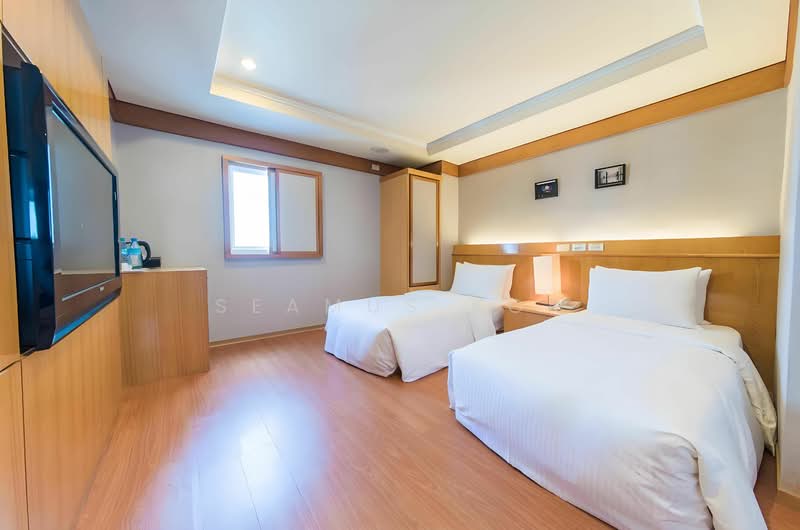 Hotel / Resort for Rent in Lake Fields (Sungai Besi) - Seamus Kor - PropertyGuru.com.my