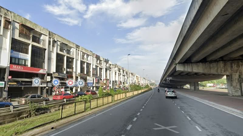 ⭐ 6sty Corner ⭐ 3 Adjoining Lot ⭐ 92 rooms ⭐ Main Road Frontage ⭐ untuk Untuk Disewa - RM 48,000 /bulan, Mac 2026 - PropertyGuru.com.my