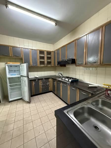 Condominium for Rent at Villa Scott - Varsha Poptani - PropertyGuru.com.my