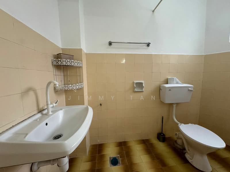 Apartment for Sale at Lily & Rose - Jimmy Tan - PropertyGuru.com.my