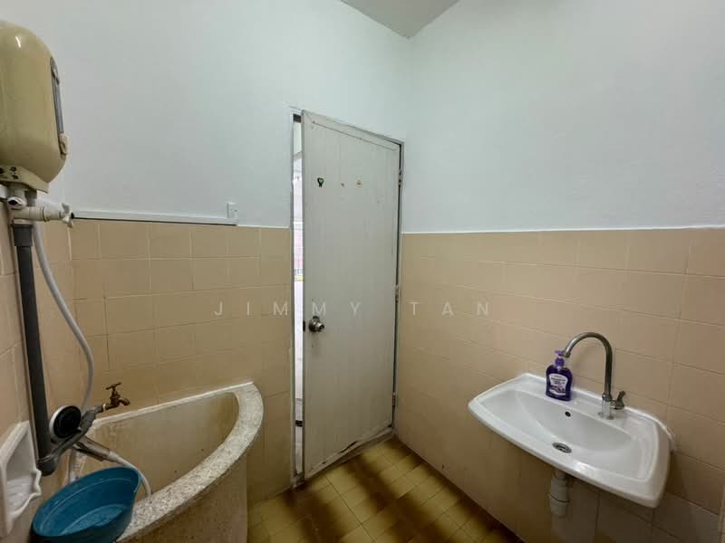 Apartment for Sale at Lily & Rose - Jimmy Tan - PropertyGuru.com.my