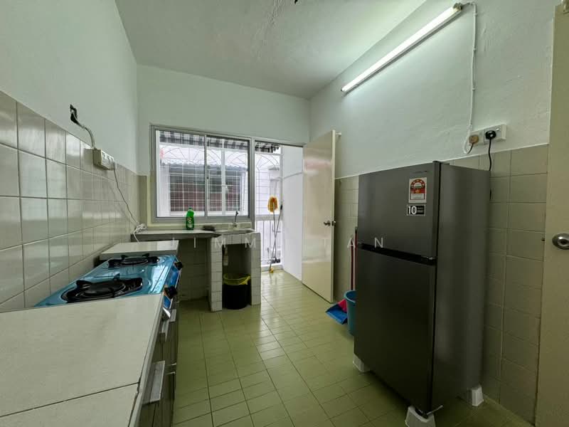 Apartment for Sale at Lily & Rose - Jimmy Tan - PropertyGuru.com.my