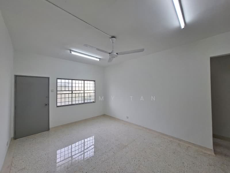 Untuk Dijual - Lily & Rose