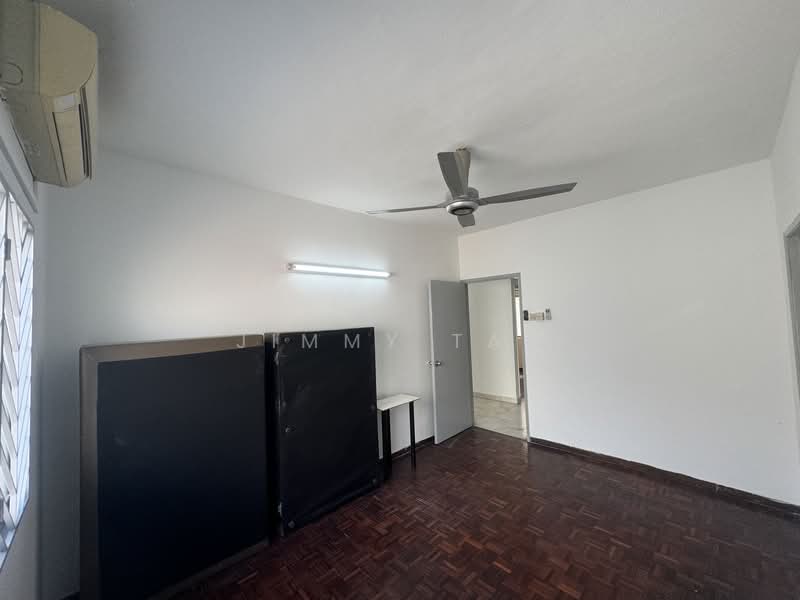 Pangsapuri untuk Dijual di Lily & Rose - Jimmy Tan - 2nd Bedroom - PropertyGuru.com.my