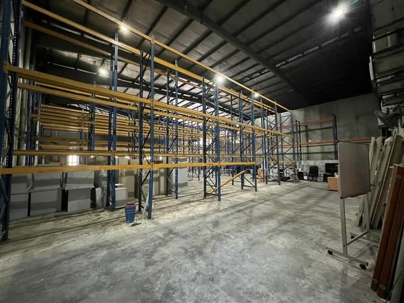 PJ Warehouse Storage. 600m to Federal Highway. 3km to LDP untuk Untuk Disewa - RM 4,800 /bulan, Mac 2026 - PropertyGuru.com.my