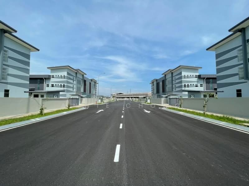 Warehouse for Sale in Seksyen 35 (Shah Alam) - Annie Chong - PropertyGuru.com.my