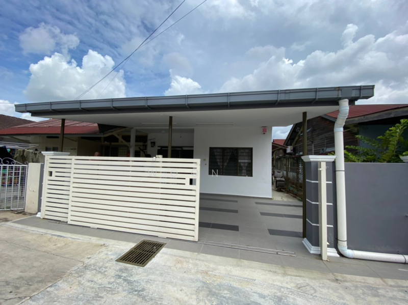 For Rent - Semi-Detached House at Taman Sin Hoe