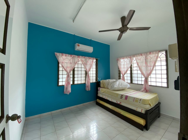 For Rent - Semi-Detached House at Taman Sin Hoe