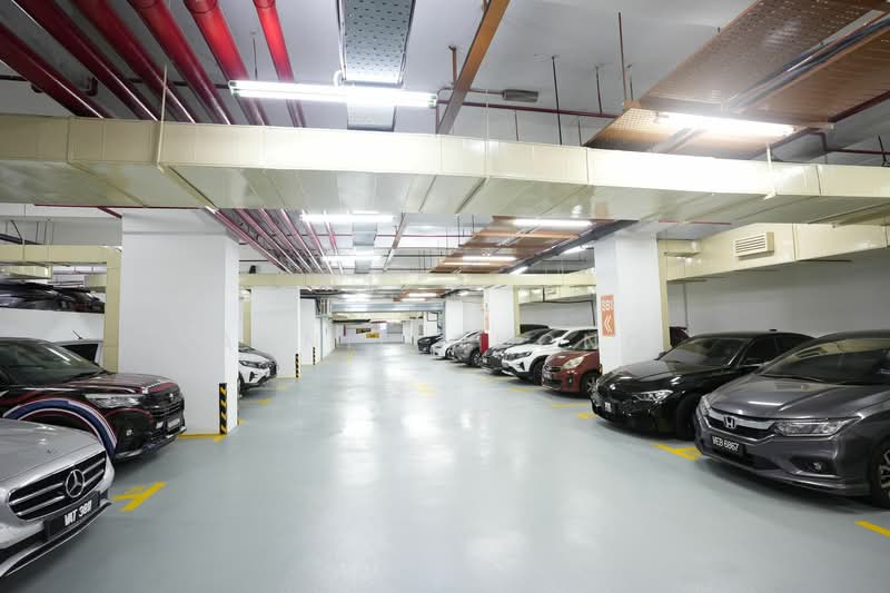 For Rent - TRX Office / Cafe / Rooftop. Upto 15,000 sf. 1min to TRX MRT. 5min to KLCC, Pavilion KL (1.6km)