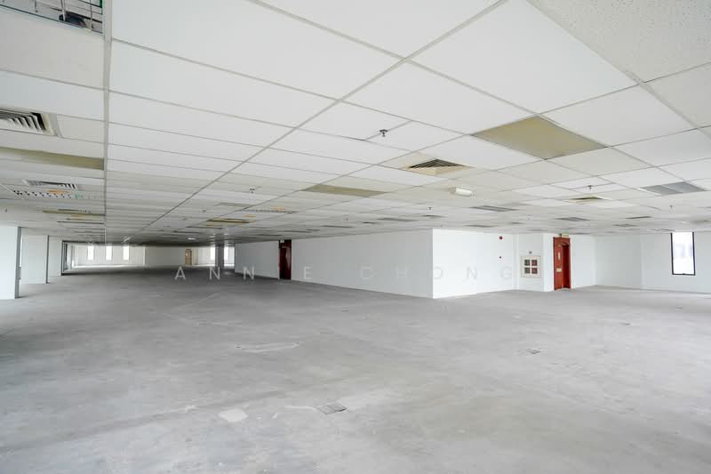 For Rent - TRX Office / Cafe / Rooftop. Upto 15,000 sf. 1min to TRX MRT. 5min to KLCC, Pavilion KL (1.6km)