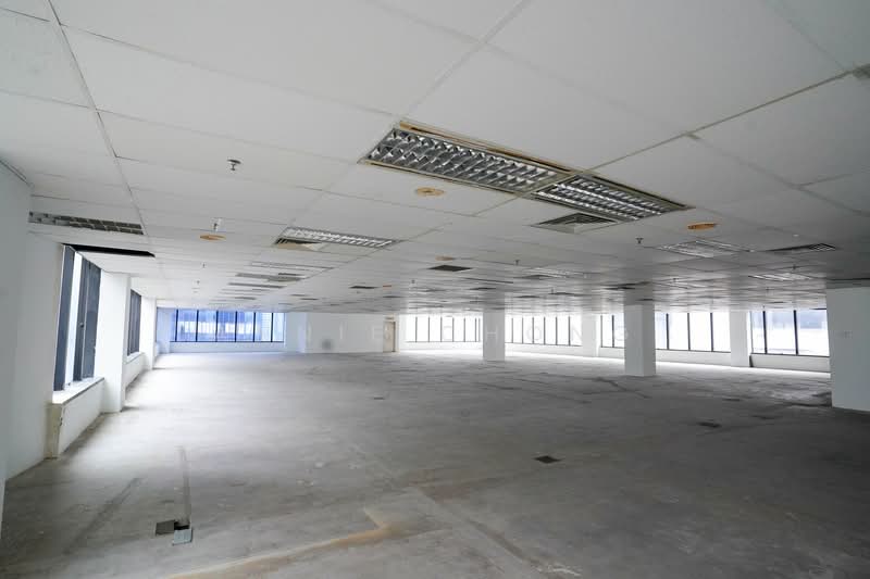 For Rent - TRX Office / Cafe / Rooftop. Upto 15,000 sf. 1min to TRX MRT. 5min to KLCC, Pavilion KL (1.6km)