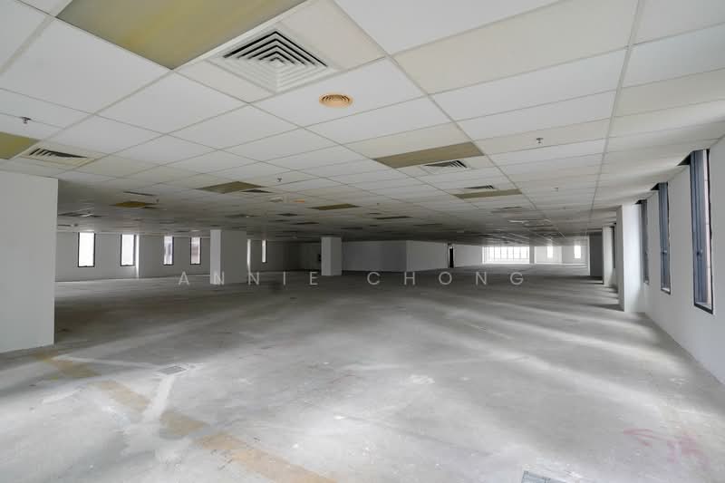 TRX Office / Cafe / Rooftop. Upto 15,000 sf. 1min to TRX MRT. 5min to KLCC, Pavilion KL (1.6km) untuk Untuk Disewa - RM 8,450 /bulan, Mac 2026 - PropertyGuru.com.my