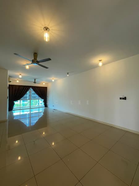 Kondominium untuk Disewa di Amaya Saujana - Jc Lee - Living Room - PropertyGuru.com.my