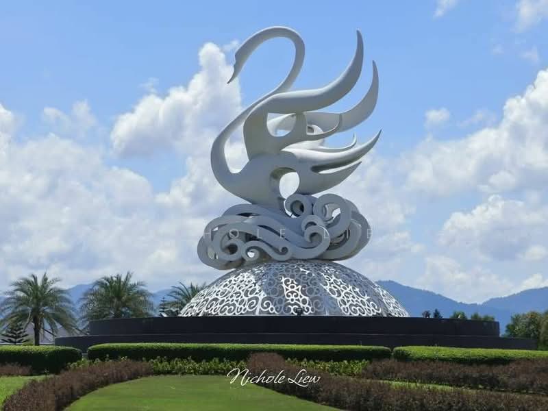 2-storey Terraced House for Sale in Eco Majestic (Semenyih) - Nichole Liew - PropertyGuru.com.my