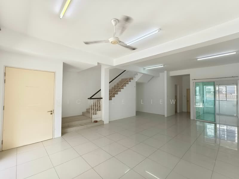 2-storey Terraced House for Sale in Taman Nadayu 92 (Kajang) - Nichole Liew - PropertyGuru.com.my