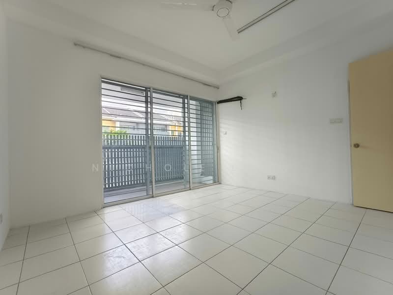 2-storey Terraced House for Sale in Taman Nadayu 92 (Kajang) - Nichole Liew - PropertyGuru.com.my