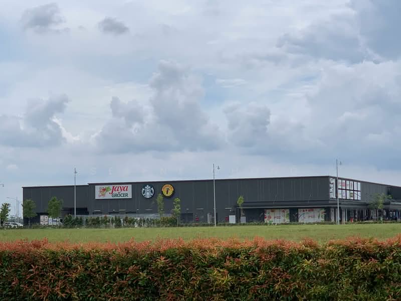 For Rent - Eco Majestic Shop For Rent Whitten Silver Square Ground Floor