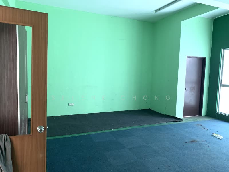 Shop for Sale in Bandar Rinching Seksyen 5 (Semenyih) - Selene Chong - Interior - PropertyGuru.com.my
