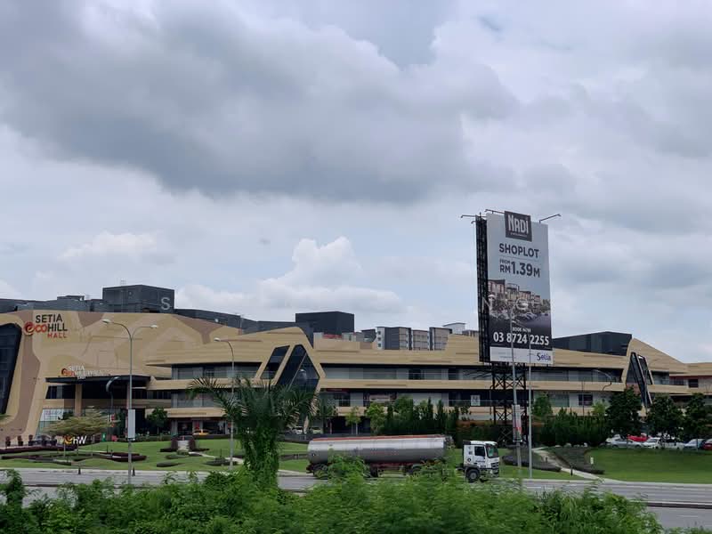Shop for Sale in Bandar Rinching Seksyen 5 (Semenyih) - Selene Chong - Exterior - PropertyGuru.com.my