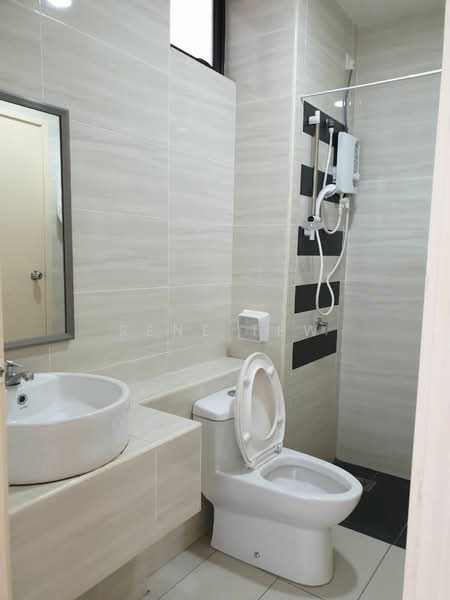 Service Residence for Rent at D'Summit Residences - Rene Tew - PropertyGuru.com.my