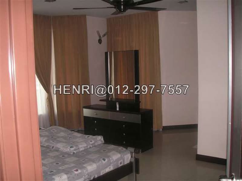 Bungalow House untuk Dijual di Sungai Buloh (Selangor) - HENRI . - PropertyGuru.com.my