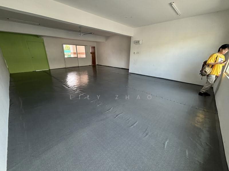 1st FLOOR / TINGKAT 1