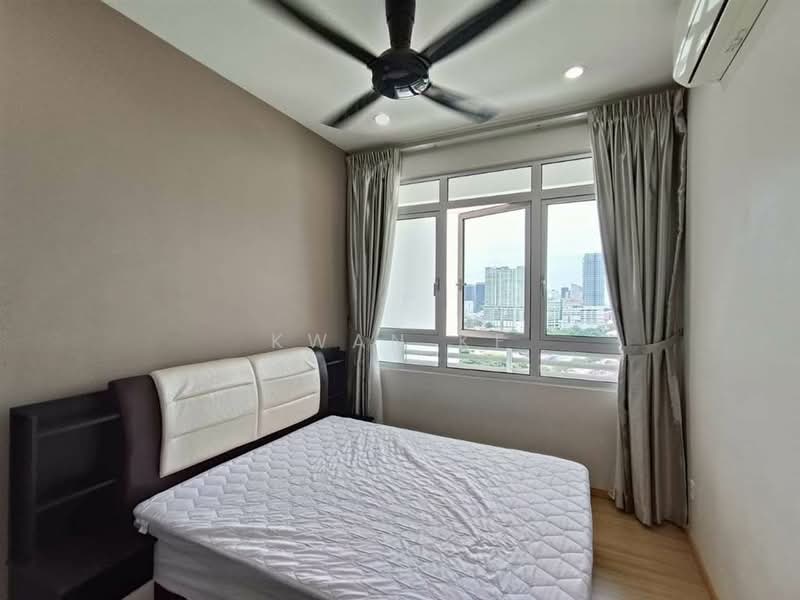 Kondominium untuk Disewa di Eden Seaview Condominium FURNISHED Seaview Garden Miami Green - Kwan KF - PropertyGuru.com.my