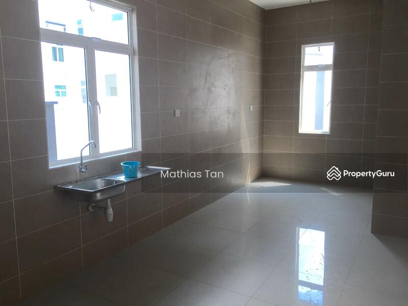 For Sale - Freehold DS Bungalow At Paya Rumput Perdana