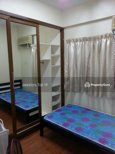 3rd bedroom with built in wardrobe and Aircon only. Without bed