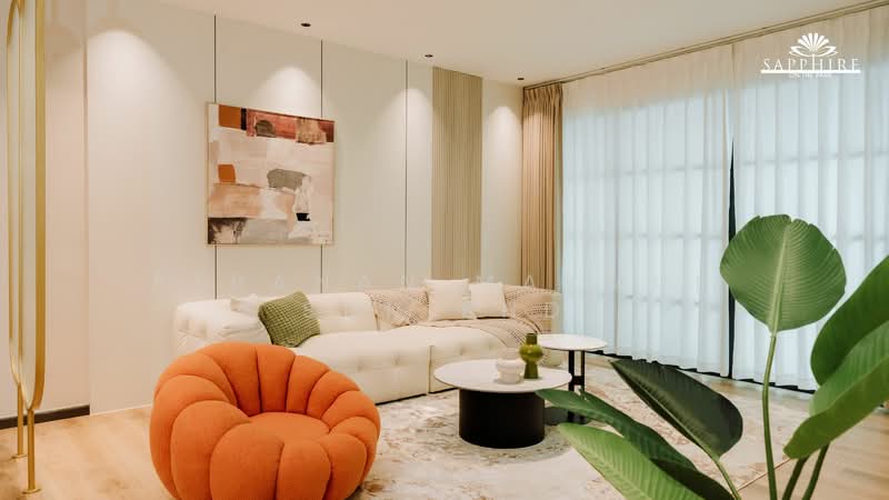 For Sale - Sapphire On The Park