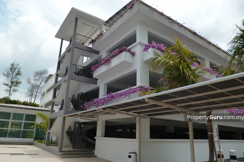 East Bay Luxury Apartment, Jalan Kota Off Lebuhraya Pasir Gudang, Masai